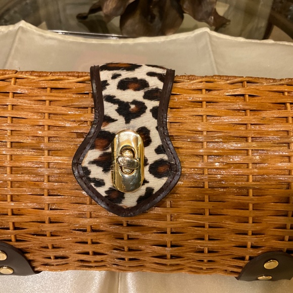 VINTAGE BAMBOO ADRIENNE VITTADINI CLUCH PURSE - Picture 2 of 8